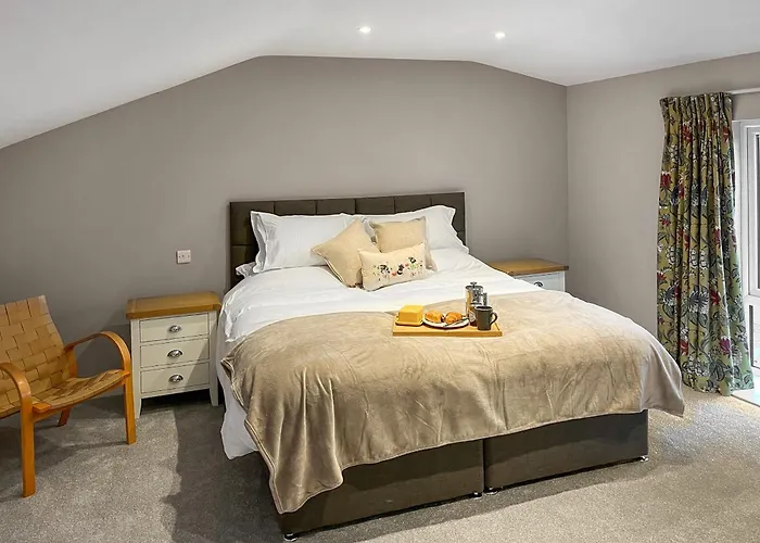 Arwen Barn - Uk50880